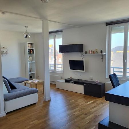Appartement Vue Mer A 100 M De La Plage Ault Exterior photo