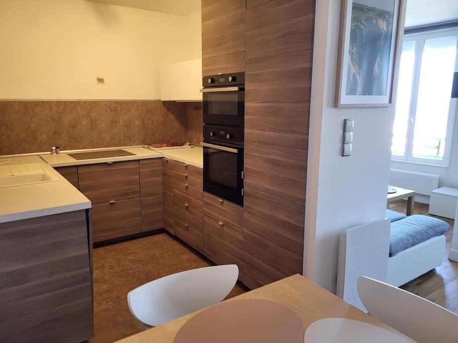 Appartement Vue Mer A 100 M De La Plage Ault Exterior photo