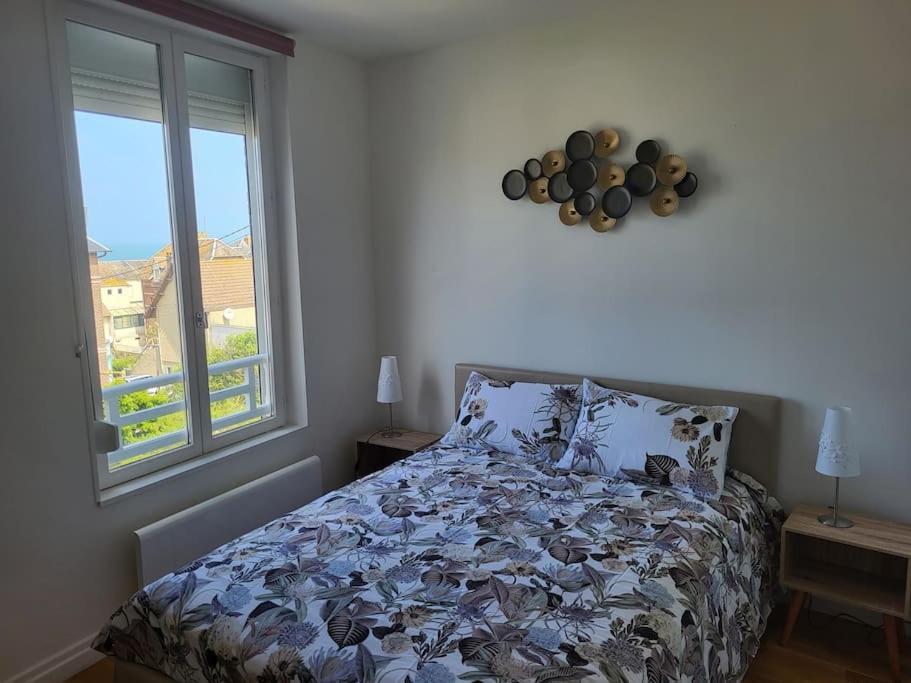 Appartement Vue Mer A 100 M De La Plage Ault Exterior photo